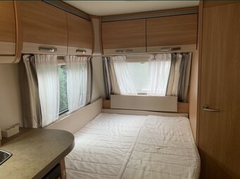 Obytný přívěs Knaus 450 FU - 6