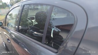 Opel Corsa D 1.4 16v 2011. Val Mez - 6