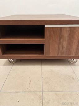 Rozkládací jídelní stůl + konferenční stolek - 6