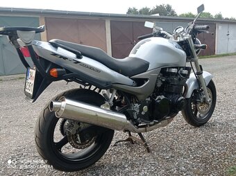 Kawasaki ZR7 - 6