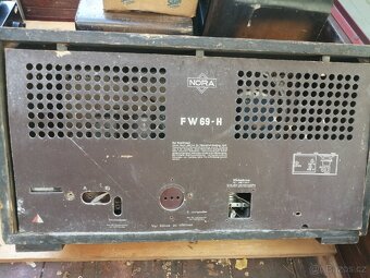 Prodam historicka radia - 6