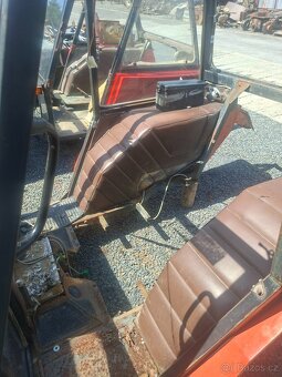 Rám české kabiny zetor - 6