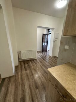 Pronájem bytu 1+kk s balkonem , ulice Hálkova - Brno. - 6