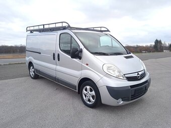 OPEL VIVARO LONG 2,5 CDTI 107kW RV2011 VELKÁ VÝBAVA 1MAJITEL - 6