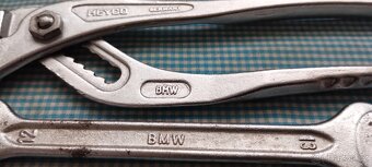 BMW nářadí z výbavy k motorce,nebo autu - 6
