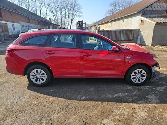 Hyundai i30 1.0 88kw 2023 ČR - 6