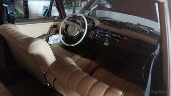 mercedes Benz 250S W108 - 6