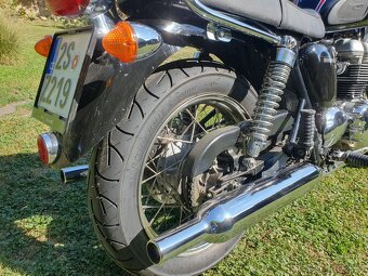 Triumph Bonneville T100 - 6