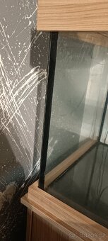 Akvárium se skříňkou a horním deklem. Sklorex. - 6