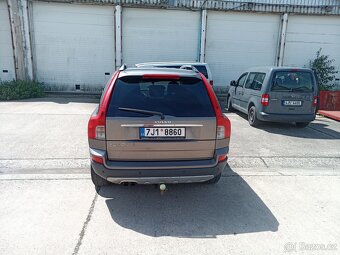 Volvo XC 90 D5 2,4d 136kw automat 4x4 7 míst kůže - 6