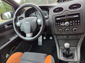 Ford Focus ST 166kw Electric Orange - 6