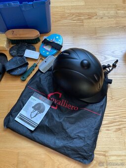 Jazdecká prilba + box - 6