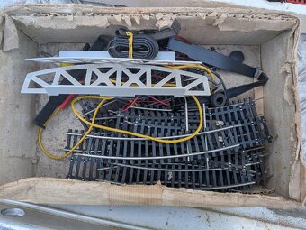 Vláčky H0 a autodráha - 6