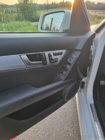 Mercedes-Benz C350cgi 4matic - 6