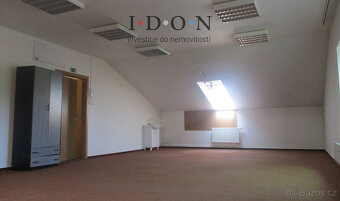 Pronájem 4 kanceláří Třinec centrum 179,83m² - 6