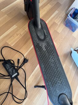 Elektrokoloběžka Xiaomi scooter pro 2 - 6