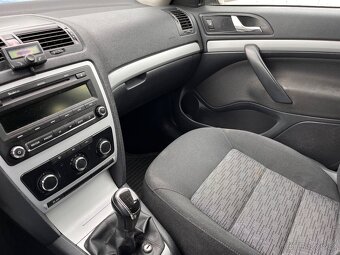 Škoda Octavie 1.6 - 6
