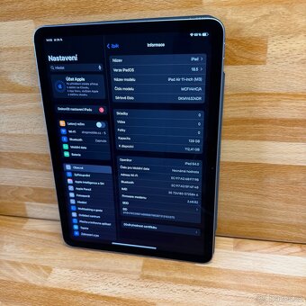 iPad Air M3 2025 128GB cellular, téměř nepoužitý, s krytem - 6