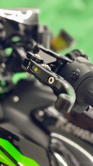 Kawasaki Z900 SE 2024 - 6