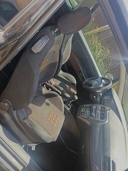 Fiat Grande Punto 1.9JTD - 96kW ,6ti kvalt - rozprodám na ND - 6