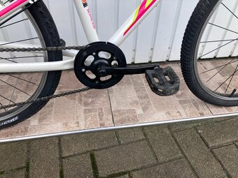 DĚTSKÉ KOLO 24 - 6