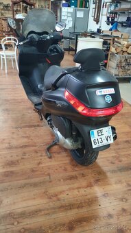Piaggio Xevo 125 - 6