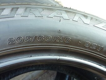 Letní Bridgestone 205/60/16 - 6