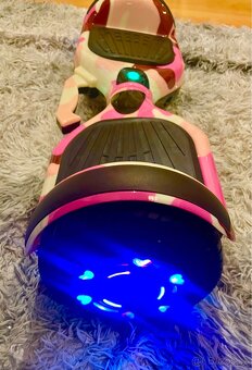 Nový elektrický hoverboard Led Bluethooth. - 6
