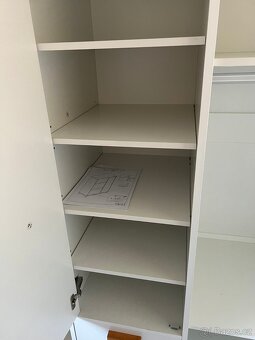 Šatní skříň do dětského pokoje scandi - Mobelix Milan - 6
