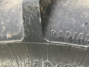 Pneu 680/65 R32 - 6