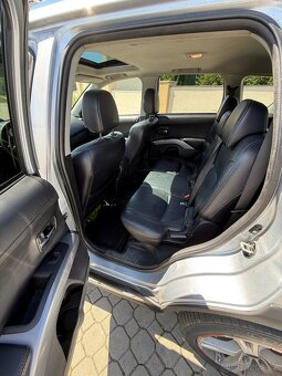 Mitsubishi Outlander 2.2 / 2010 / 115kW - 6