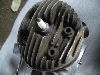 motor perák - 6