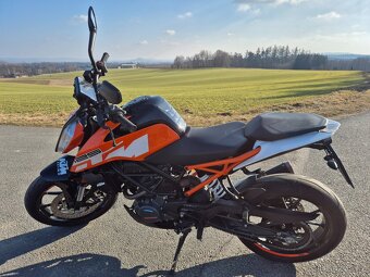 KTM DUKE 125 - 6