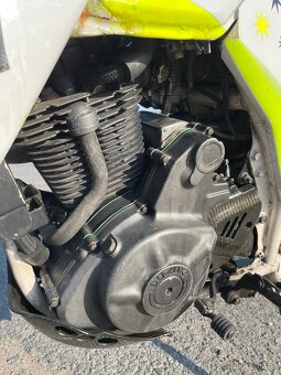 Suzuki DR 650 SUPERMOTO A2, 34kw v TP - 6