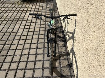 Canyon Torque CF 7(2021). Velikost L. 27,5. - 6