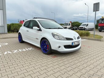 Renault Clio RS III - F1 R27 edice - 6