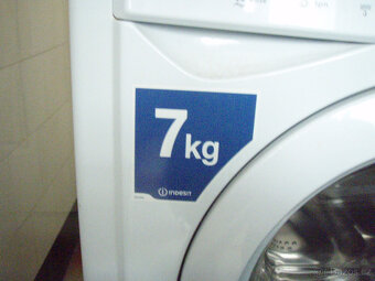 PRAČKA INDESIT NA 7 kg - JAKO NOVÁ - 6