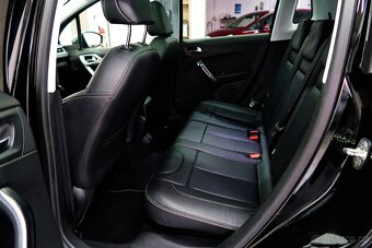Peugeot 2008 1.2VTi Allure,Výhřev,Tažné,Navi,Pano,JBL,ZÁRUKA - 6