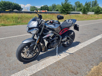 Triumph Street Triple 765 RS - 6