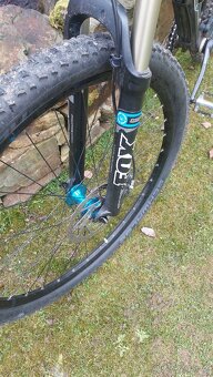 Celoodpruzene horske kolo cube sting 120 HPA - 6