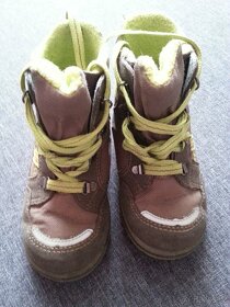 8x dětské botičky vel. 23. - 6