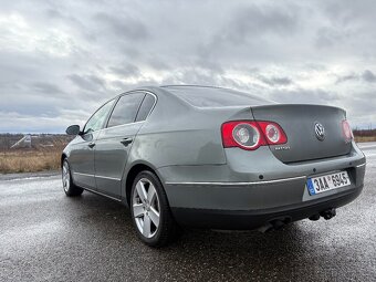Volkswagen Passat B6 2.0 TDI sedan - 6