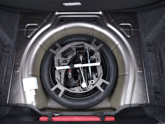 Škoda Superb 3.6 V6 191 kW 4x4, 2012, 126.000 km, full servi - 6