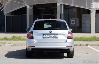 Škoda Octavia Combi 2.0 TDI Style - 6