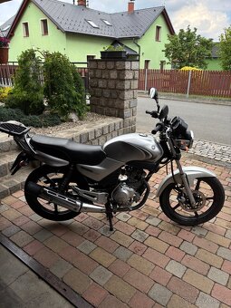 Yamaha YBR 125 - 6