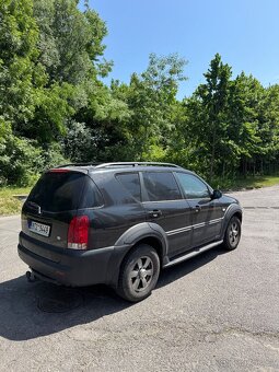 Prodám Ssangyong Rexton 3.2 v6 162kw r.v 2006 - 6