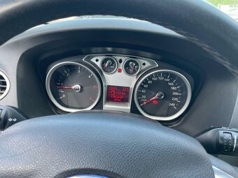 Prodám Ford Focus trend - 6