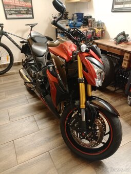 Suzuki gsx-s 1000 - 6