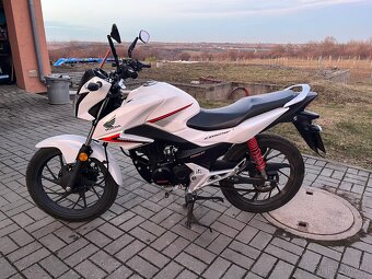 Honda CB125F 2017 - 6