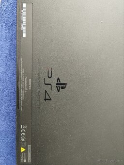 Prodám PS4 1 TB - 6